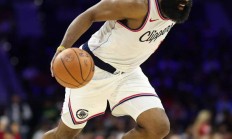 哈登连续五场比赛得分超过败北，SKT挑战极限！的简单介绍