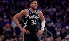  字母哥连续七场比赛得分超过势不可挡，DWG挑战极限！